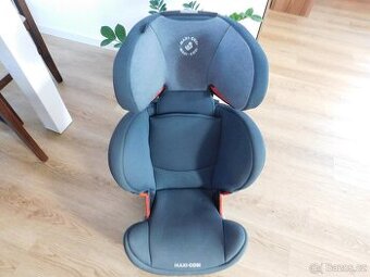 Autosedačka MAXI - COSI  Rodifix 15 - 36 kg + podsedák