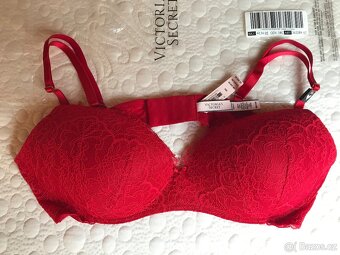 Victoria’s Secret 38C podprsenka bez kostic • kalhotky