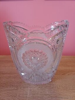 Váza křišťálová ručně broušená