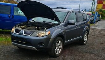 Kola Mitsubishi Outlander XL