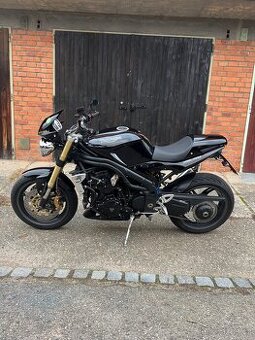 Triumph Speed Triple 1050