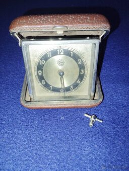 Cestovní hodiny Czechoslovakia + budík Prim + stopky CCCP