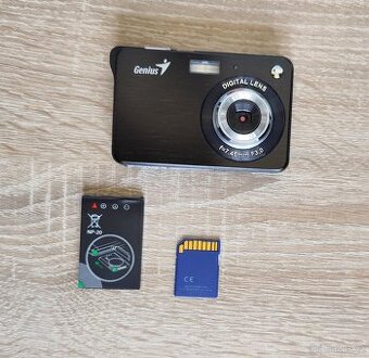 12 MPX FOTOAPARÁT GENIUS G-SHOT 507