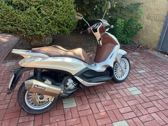 Piaggio Beverly 300