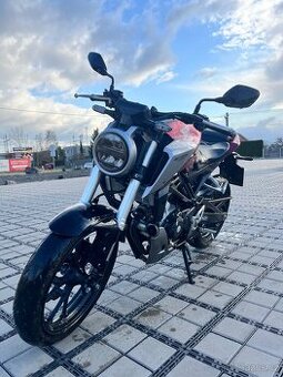 Honda cb125r 2022