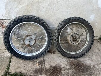 Kola jawa 250 pérák,jawa 350,čz 175