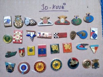 Motosport , staré odznaky 30 kusu