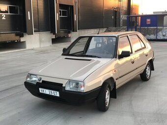 Prodám Škoda Favorit 136L ze soukromé sbírky, výjimečný stav - 1