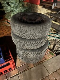 Prodám 4ks plech.disky 5x112 205/55/16 Continental  7.5mm