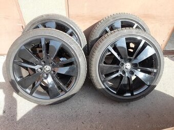Originál alu kola Škoda model Zenith rozteč 5x112 R18.