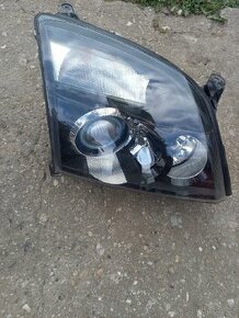 Opel Vectra C přední Bi,xenon.