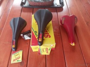 Selle Italia Novus Ferrari