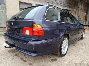 BMW E39 520d naj.255t.km,hezké privátní auto