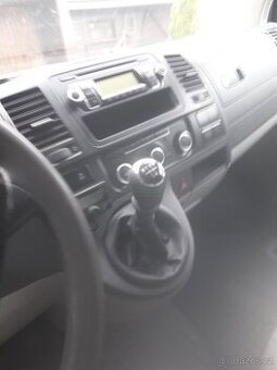 Vw transporter t5 rok 2010 75kw