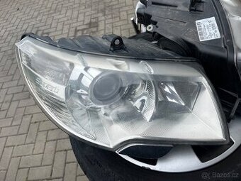 Škoda Superb 2 přední světla