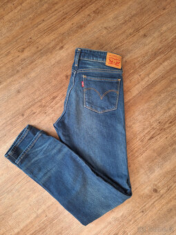 LEVI'S ® džíny dámské SLIM
