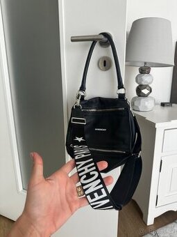 Givenchy kabelka - 1