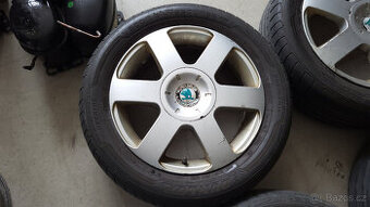 Orig. letní ALU kola 16" 5x112 ET50 Škoda Octavia 2 - ČTĚTE