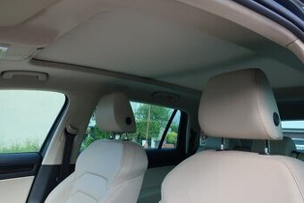 Sluneční roleta pro panoramatické střešní okno, Roletka