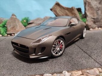 Prodám nový model 1:18 Jaguar f type R 2015