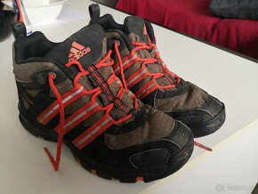 Dětské boty Adidas vel. 35