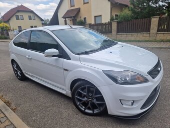Ford Focus ST 2.5 turbo 310 hp - Creations Motorsport