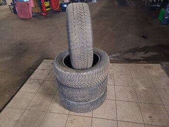 pneumatiky 215/65/17