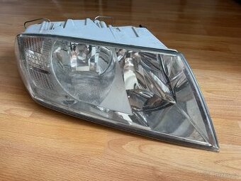 Přední levé světlo Škoda Octavia 2 II