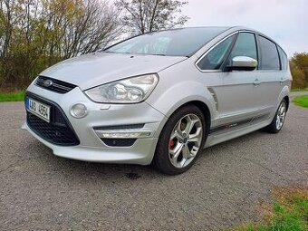 Ford S-Max 2.2 147kw Titanium S 7 míst