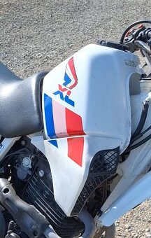 Nádrž a plasty Honda XL 600RM (PD04)