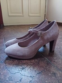 Prodám různé damské boty
