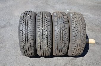 225/60 R18 Continental zánovní zimní pneumatiky