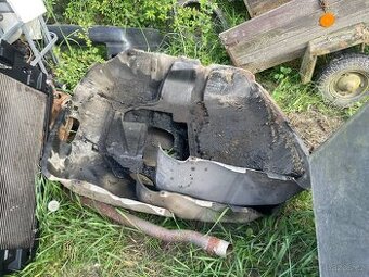 VW T4 kryt motoru ruzne verze sahary, chladicove steny