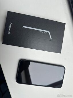 Nový Samsung Galaxy s25 silver 256gb