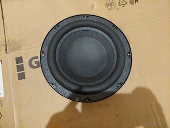 Reproduktor ze subwooferu Genius