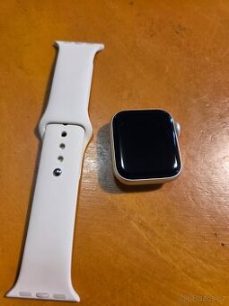 Apple watch SE 2024 40mm GPS ZÁRUKA