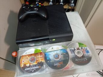 Xbox 360E 500Gb + 8her