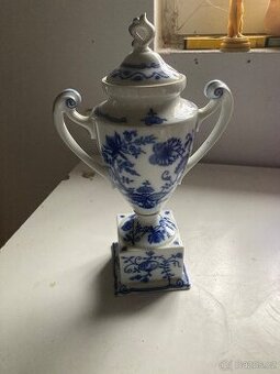 Pohár motiv cibulák