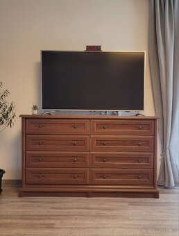 Komody+vitrína