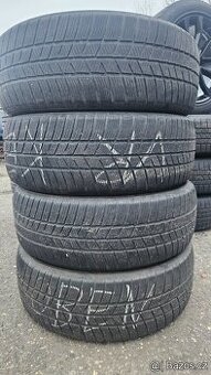 Sada zimních pneu rozměr 235/55/19 značka continental