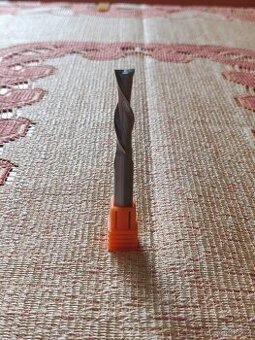 Spirálová drážkovací fréza negativní 8 mm - 1