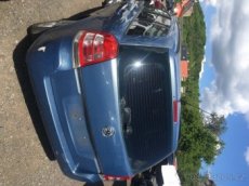 Prodám díly z Opel Zafira B