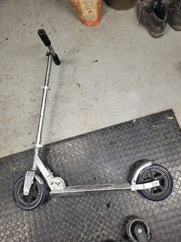 Dětská koloběžka