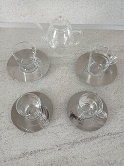 Přátelská souprava na kávu čaj