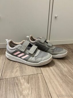 Dívčí Adidas boty
