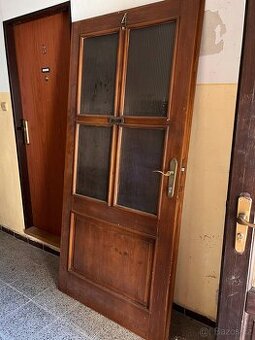 Vnitřní dřevěné dveře 90 cm, levé, prosklené