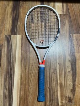 Babolat Pure Strike tenisová raketa