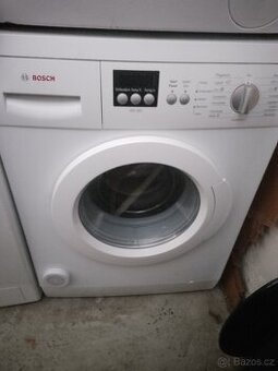 Pračka bosch na 7 kg top stav.