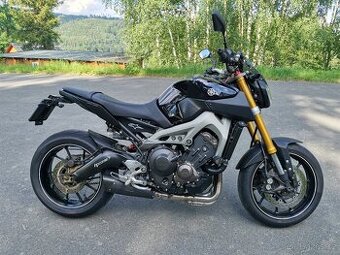 Yamaha MT-09 / Podvozek MUPO / Vyfuk. system HP corse