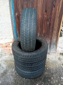 Zimni pneu 215/60R17 C